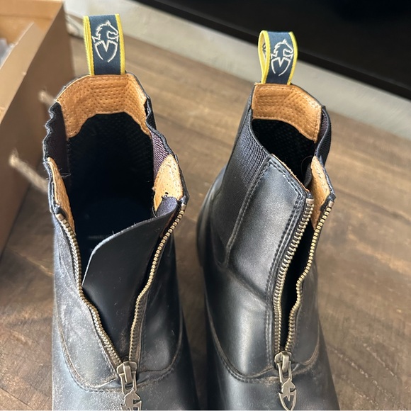 Women's Equestrian Riding Boots - Picture 9 of 11